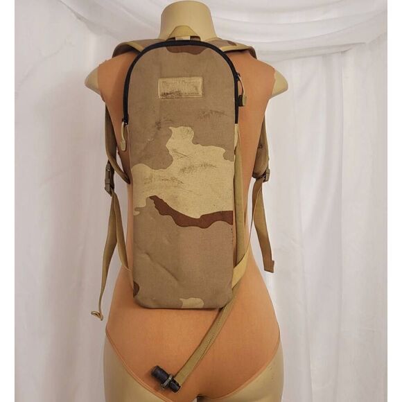 Hydrastorm hydration backpack - Picture 4 of 5